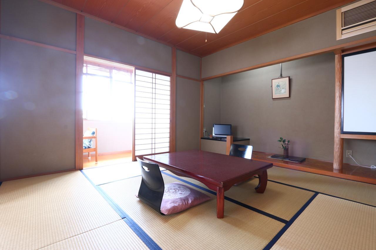 Okaya Ryokan Okitsu Quarto foto